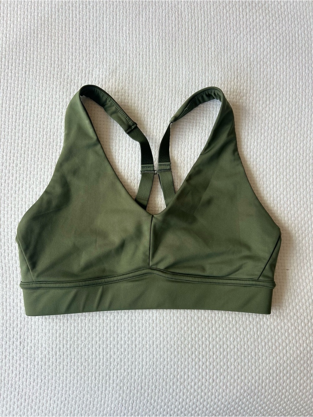 Fabletics - Olive Green V-Neck Racerback Sports Bra Large